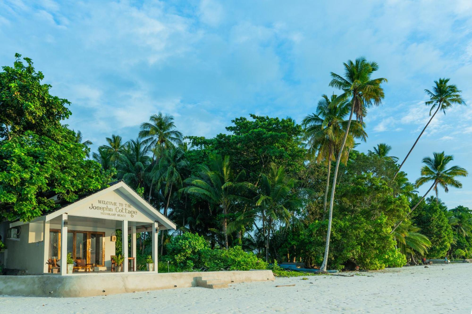 Josepha Cottage Ngurbloat ภายนอก รูปภาพ