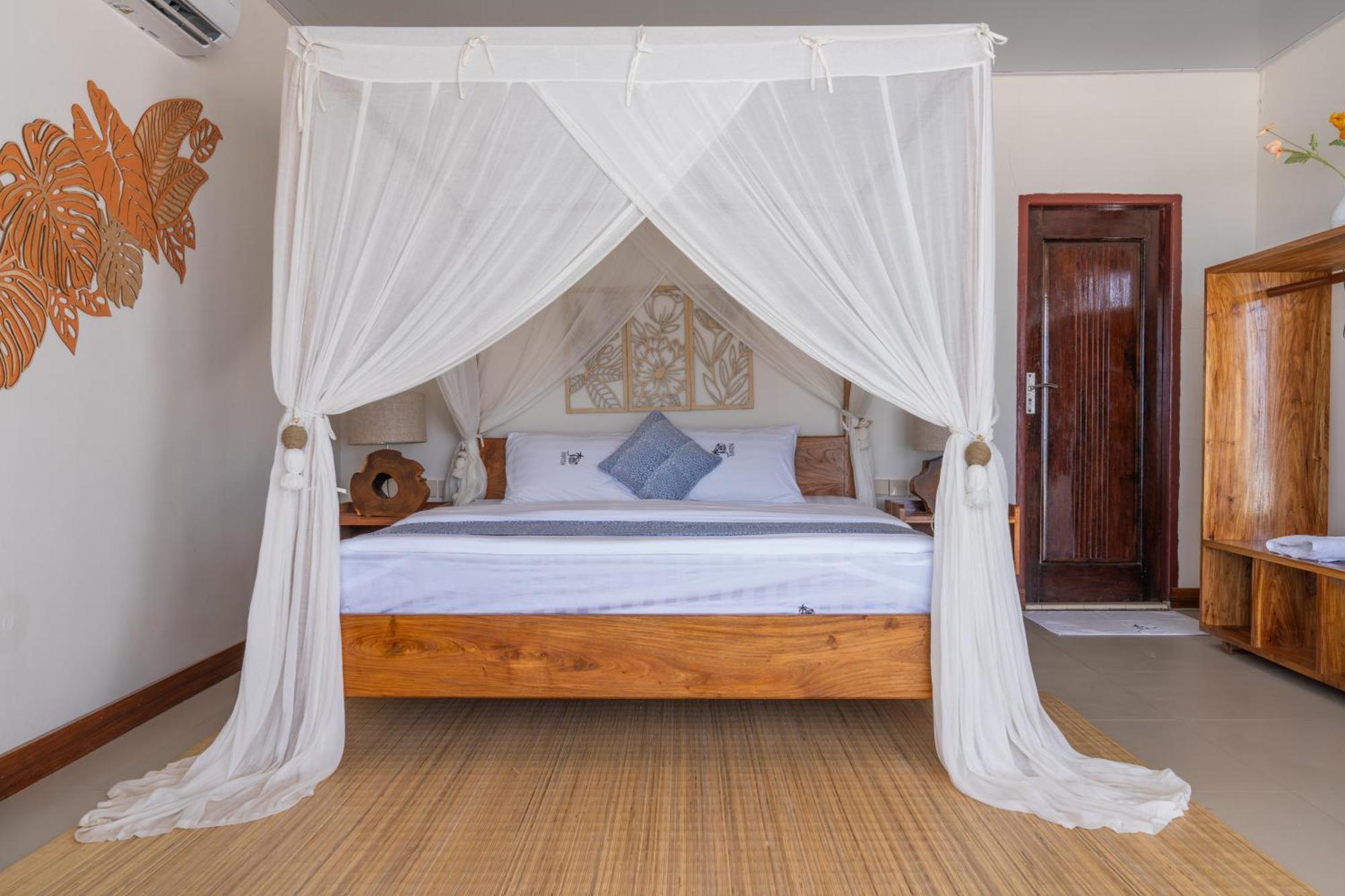 Josepha Cottage Ngurbloat ภายนอก รูปภาพ