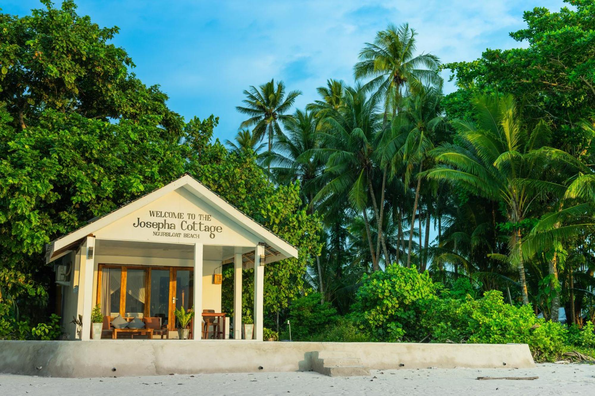 Josepha Cottage Ngurbloat ภายนอก รูปภาพ